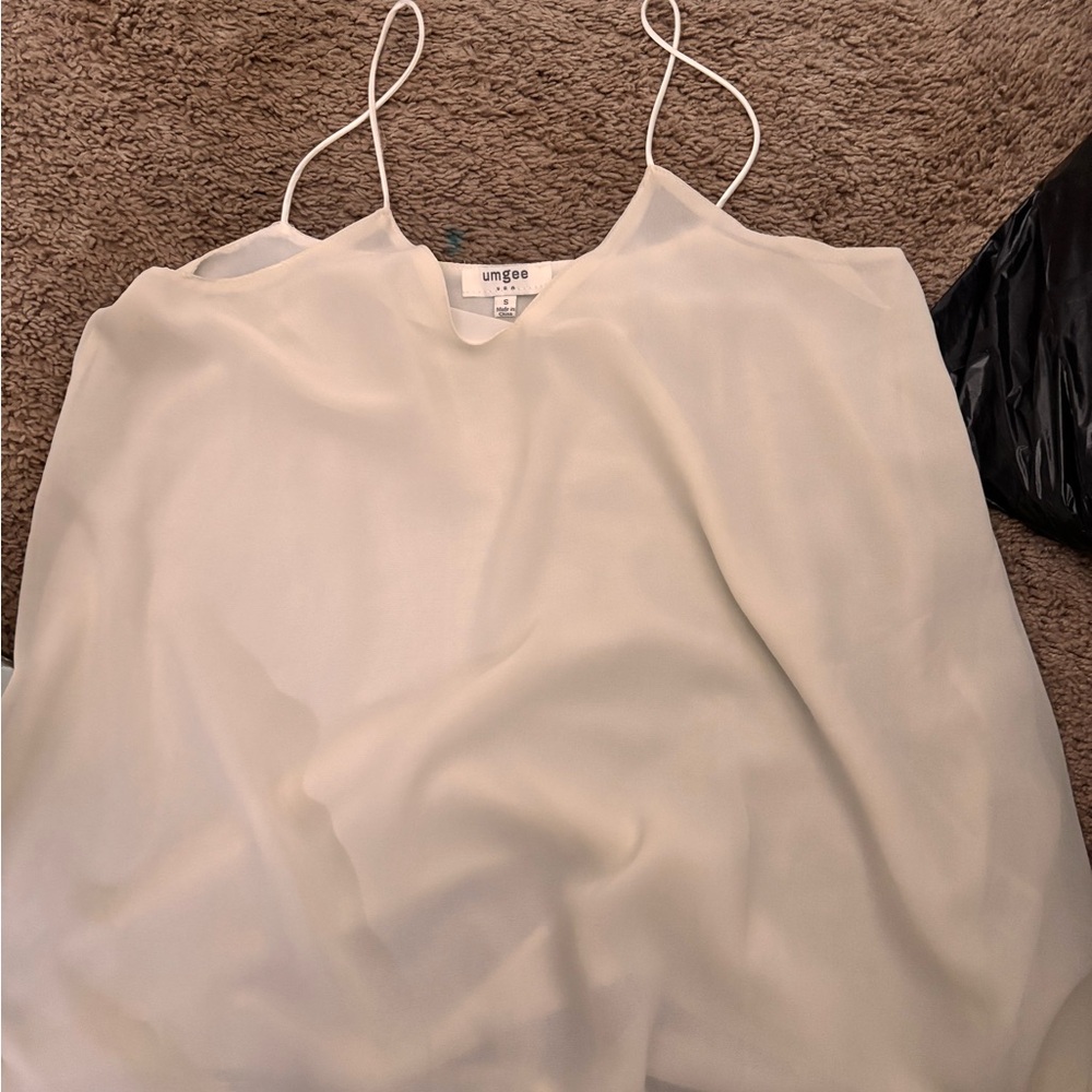 Cream Sleeveless Camisole Top with V-Neck